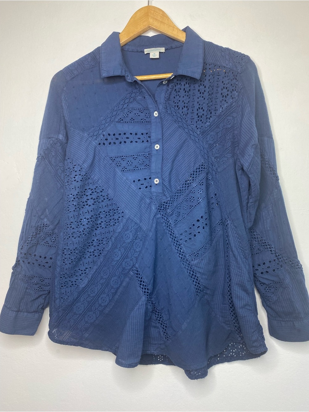 Sundance Blue Patchwork Eyelet Lace Blouse Size M boho Airy lightweight